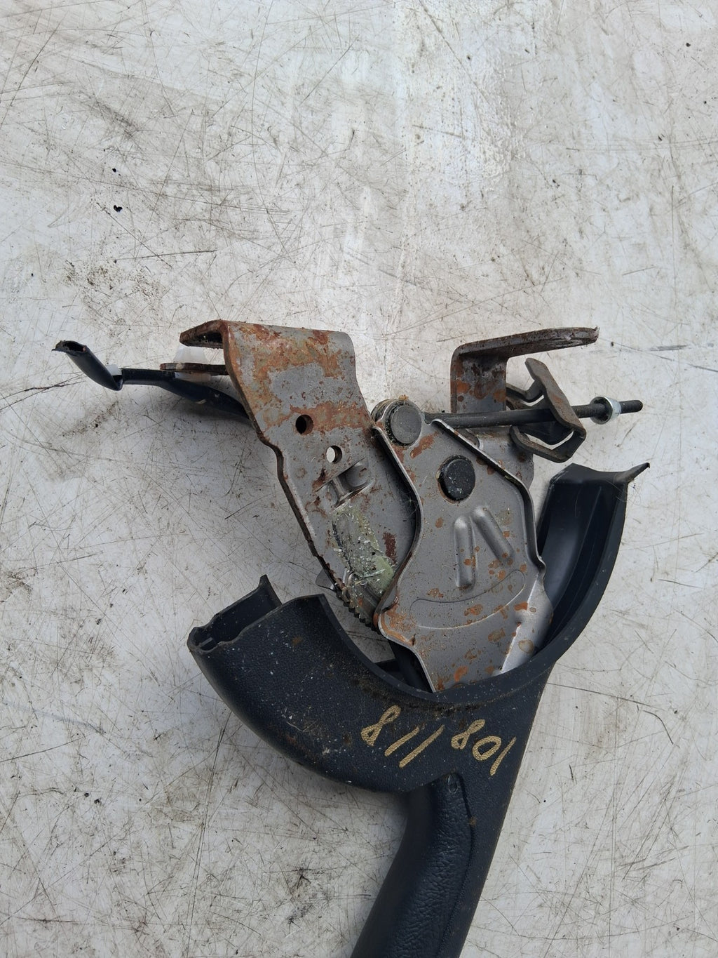 2016 PEUGEOT 108 3 DOOR MK2 MANUAL HANDBRAKE PARKING BRAKE LEVER MECHANISM