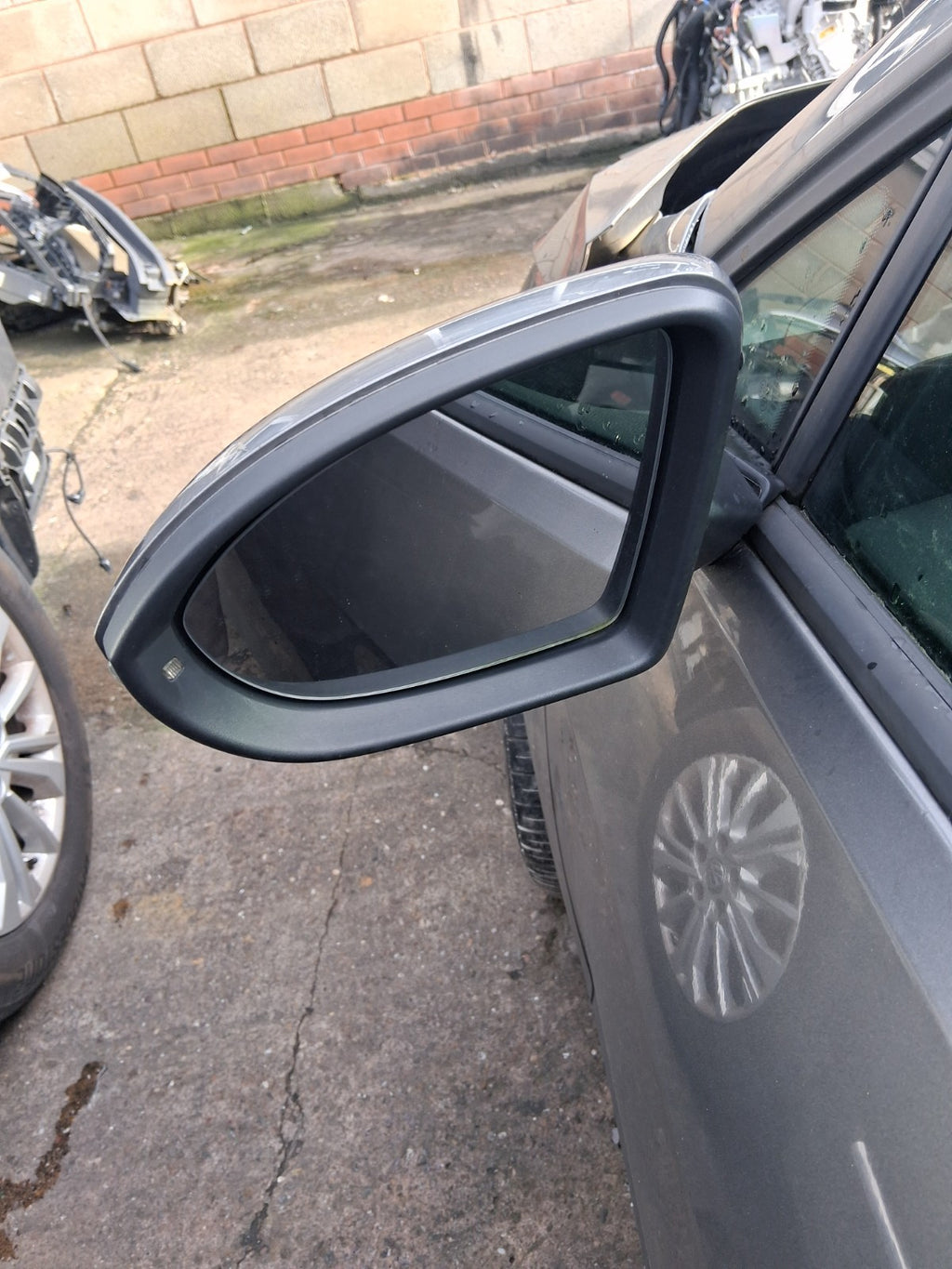 2016 VOLKSWAGEN GOLF MK7 NSF PASSENGER SIDE FRONT LEFT WING MIRROR GREY