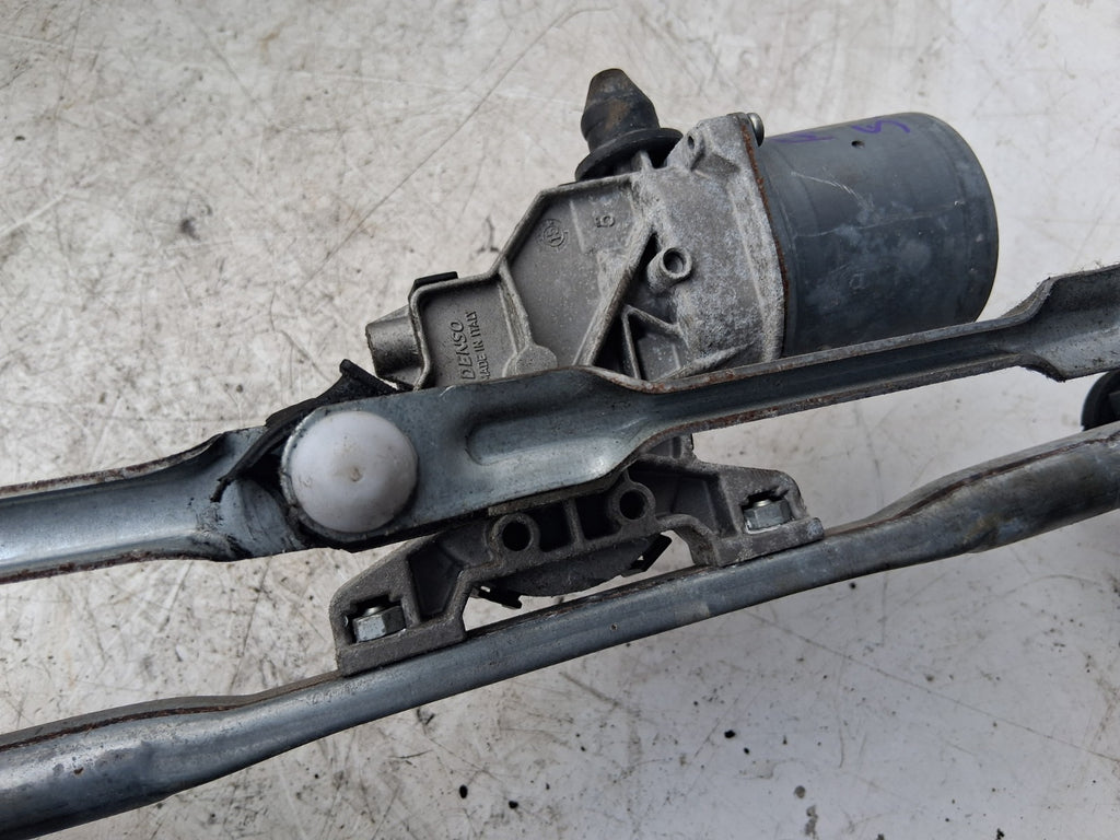2015 FIAT 500 LOUNGE FRONT WINDSCREEN WIPER MOTOR LINKAGE MS1592008660