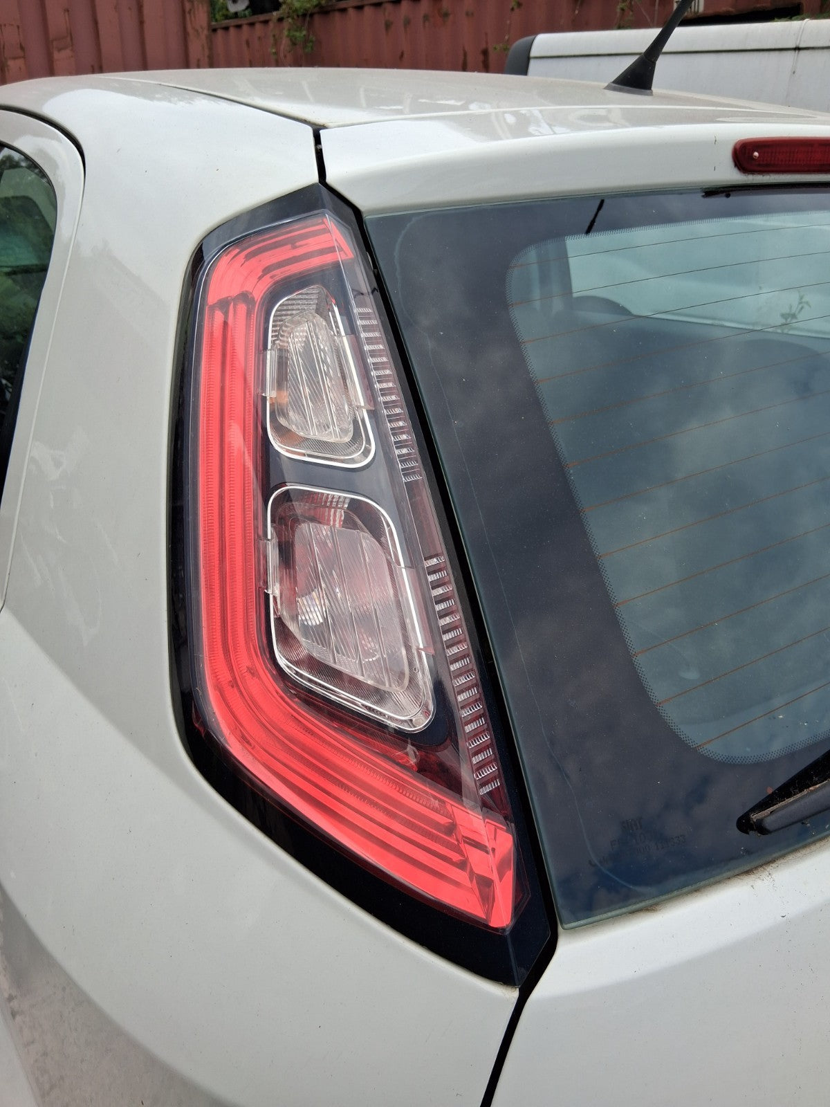 2014 FIAT PUNTO FACELIFT MK3 NSR PASSENGER SIDE REAR LEFT TAIL LIGHT