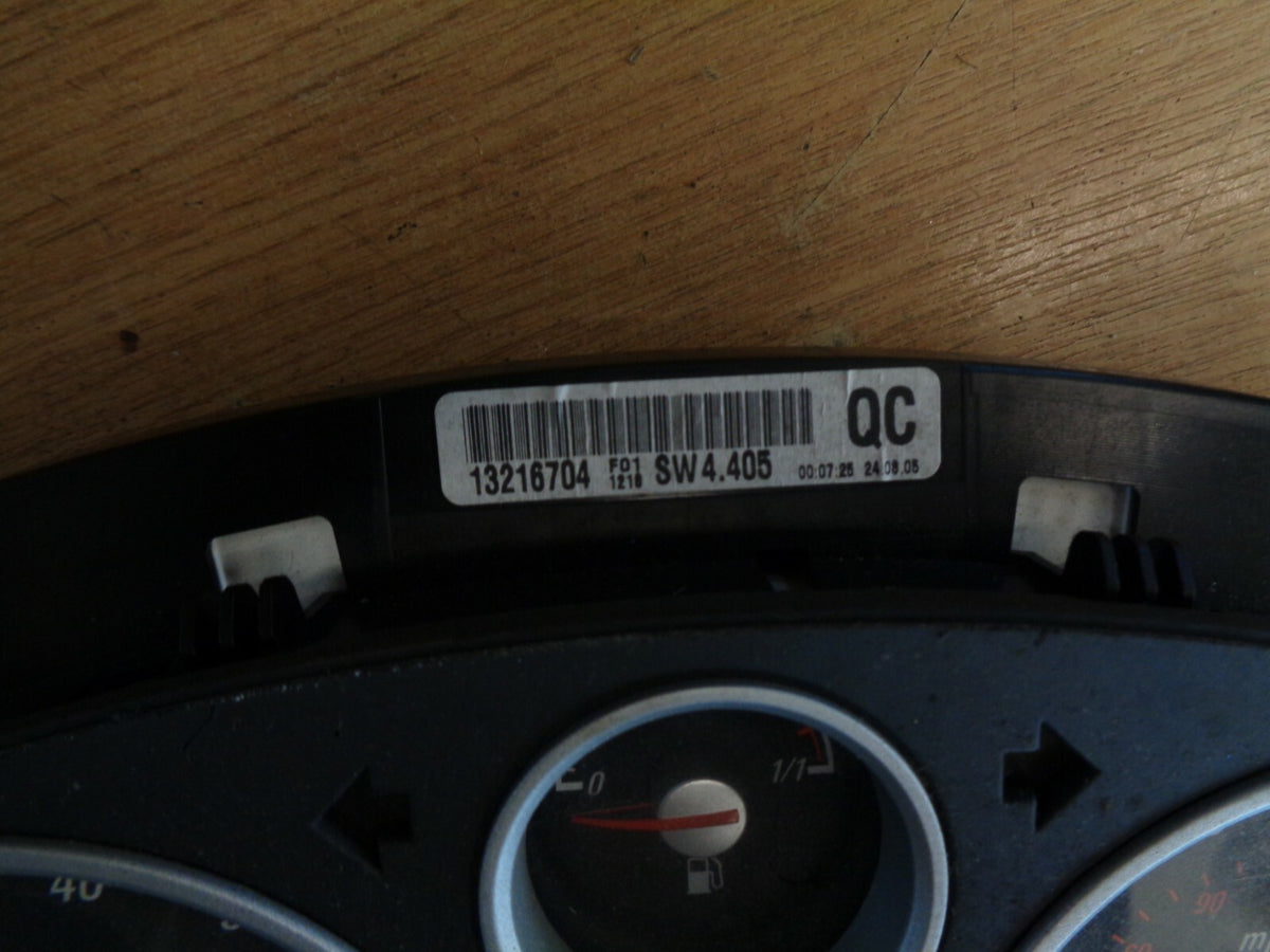 VAUXHALL ASTRA H 2005 SPEEDOMETER CLOCK 13216704