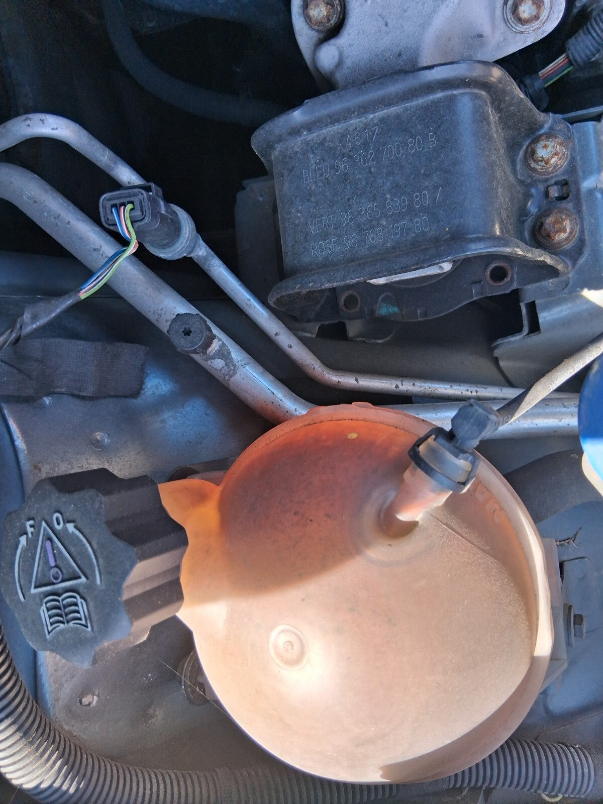 2006 PEUGEOT 307 1.5 PETROL COOLANT EXPANSION RESERVOIR BOTTLE TANK