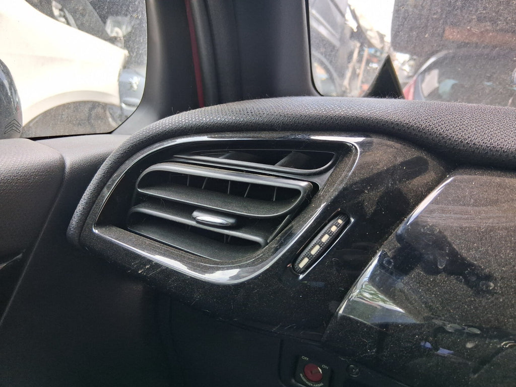 2012 CITROEN DS3 3 DOOR NSF PASSENGER SIDE FRONT LEFT DASHBOARD AIRVENT