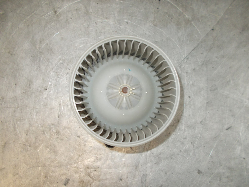 TOYOTA YARIS MK1 HEATER BLOWER MOTOR FAN 1940001060