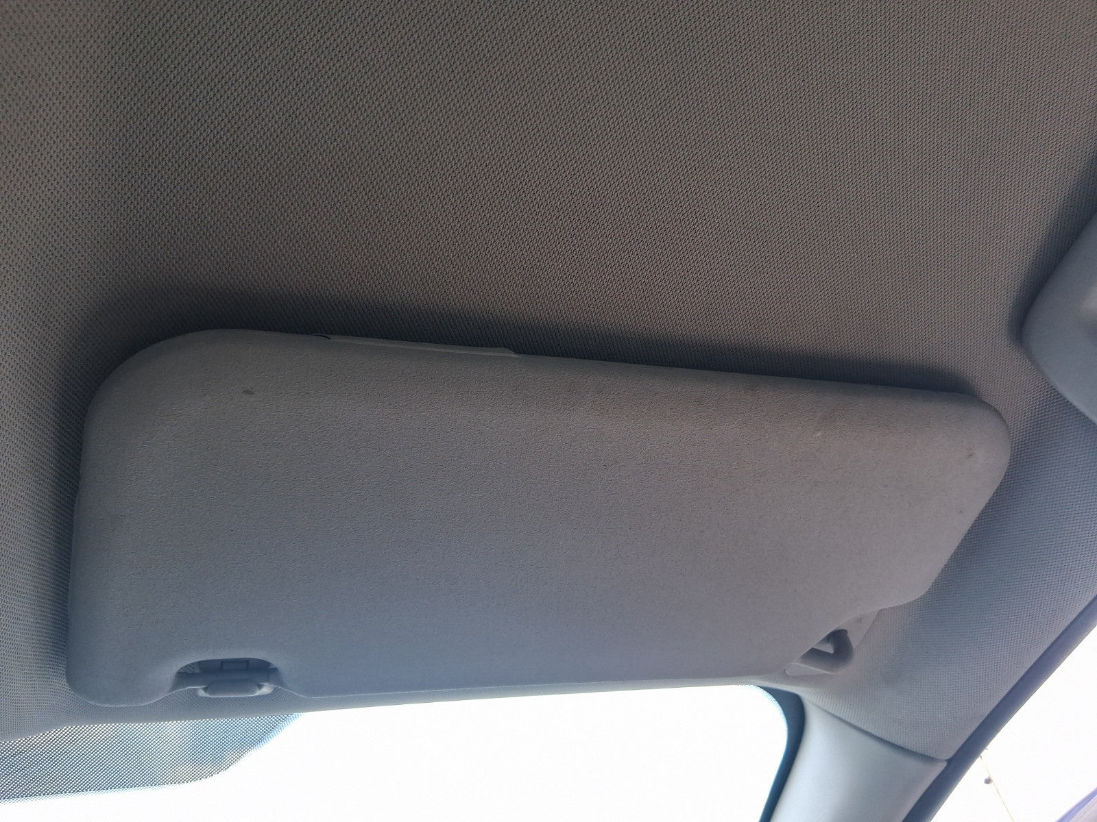 2012 FORD FIESTA MK7 OSF DRIVER SIDE FRONT RIGHT SUN VISOR SHADE