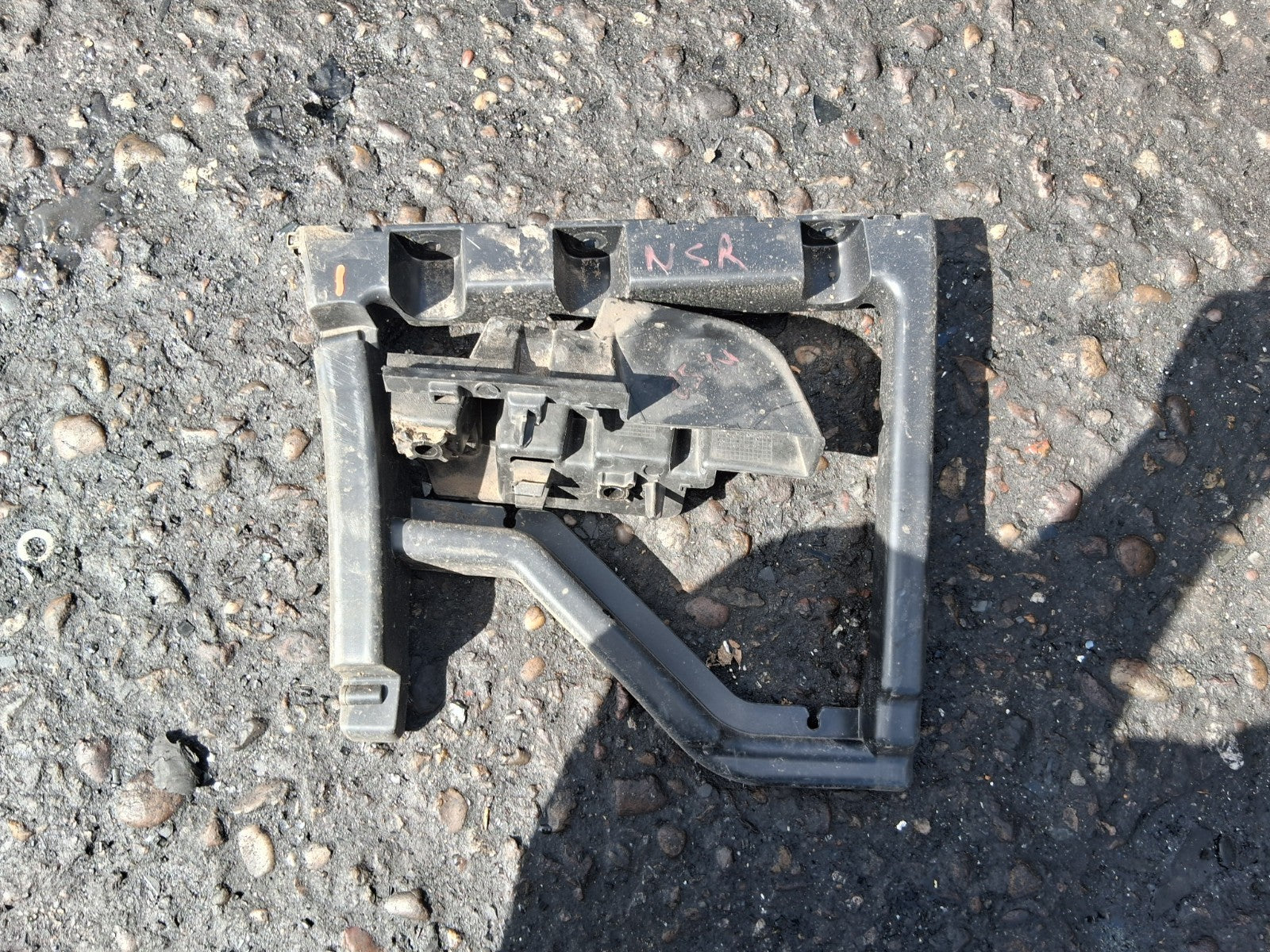 2023 CITROEN BERLINGO MK3 NSR PASSENGER SIDE REAR BUMPER BRACKET 9816808980