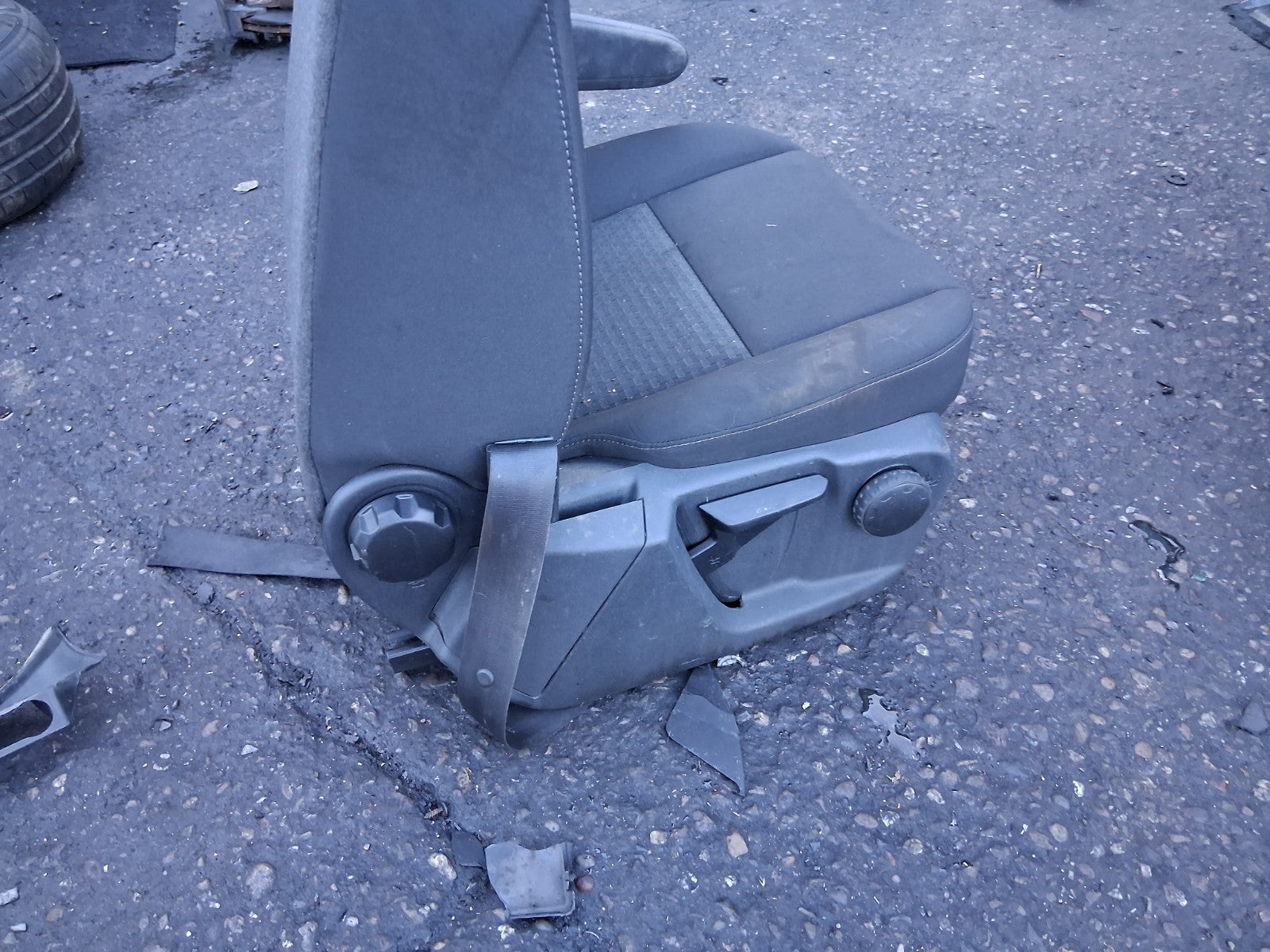 2023 FORD TRANSIT 350 MK8 OSF DRIVER SIDE FRONT RIGHT COMPLETE SEAT FABRIC