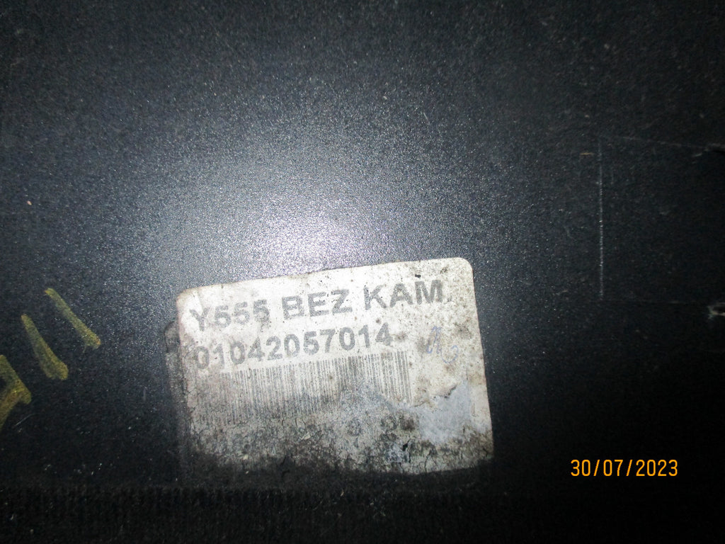 VOLVO V40 CROSS TAILGATE BACK RELEASE TRIM PANEL 01042057014/31301301