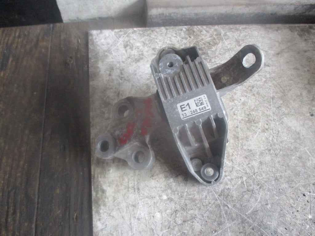 VAUXHALL ZAFIRA C 2017 1.4 PETROL UPPER GEARBOX MOUNT 13248549