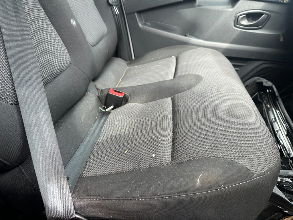 2023 RENAULT TRAFIC X82 NS PASSENGER SIDE FRONT SEAT BENCH SEAT FACELIFT