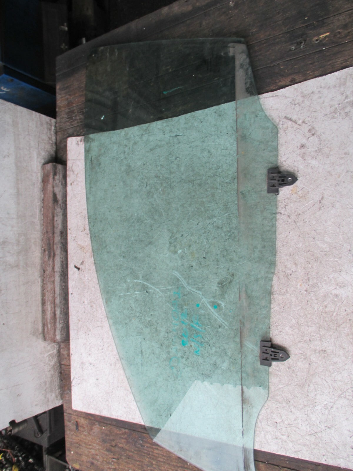 NISSAN QASHQAI 2012 J10 NSF FRONT PASSENGER SIDE WINDOW GLASS E143R001582