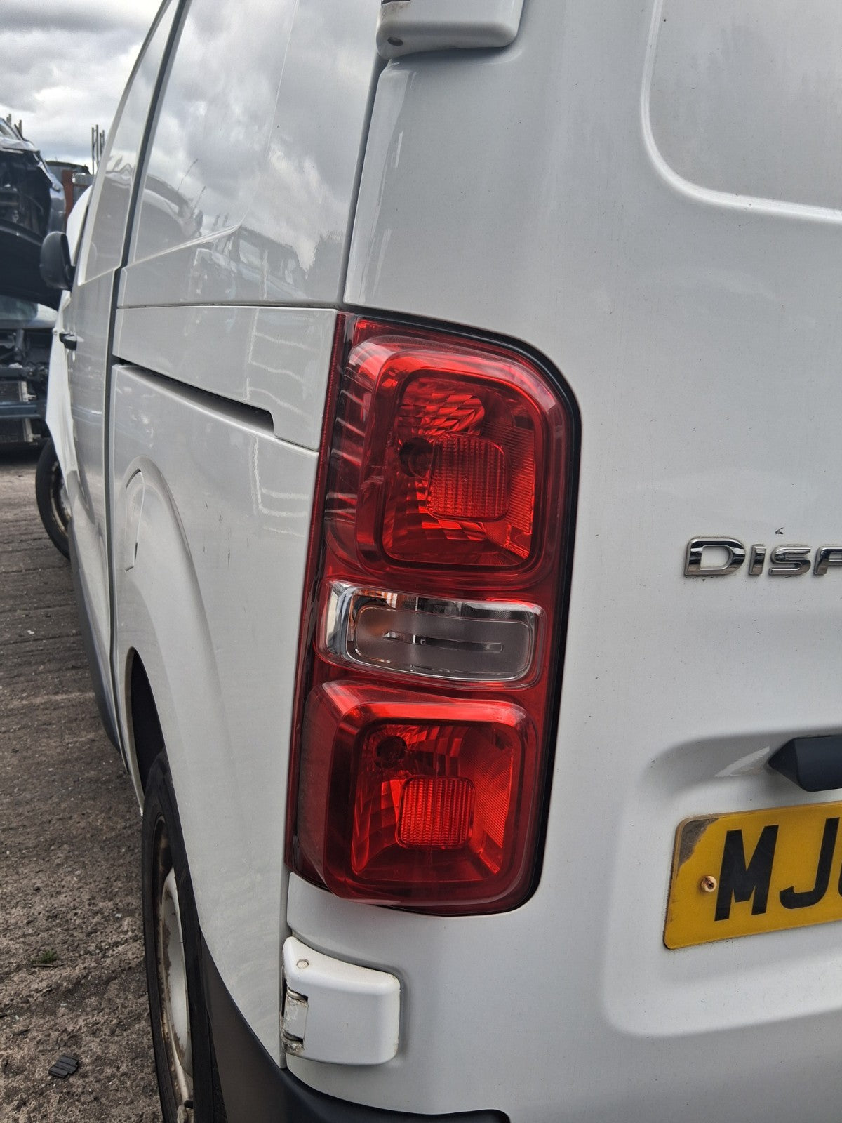2019 CITROEN DISPATCH VIVARO MK3 NSR PASSENGER SIDE REAR TAIL LIGHT LAMP
