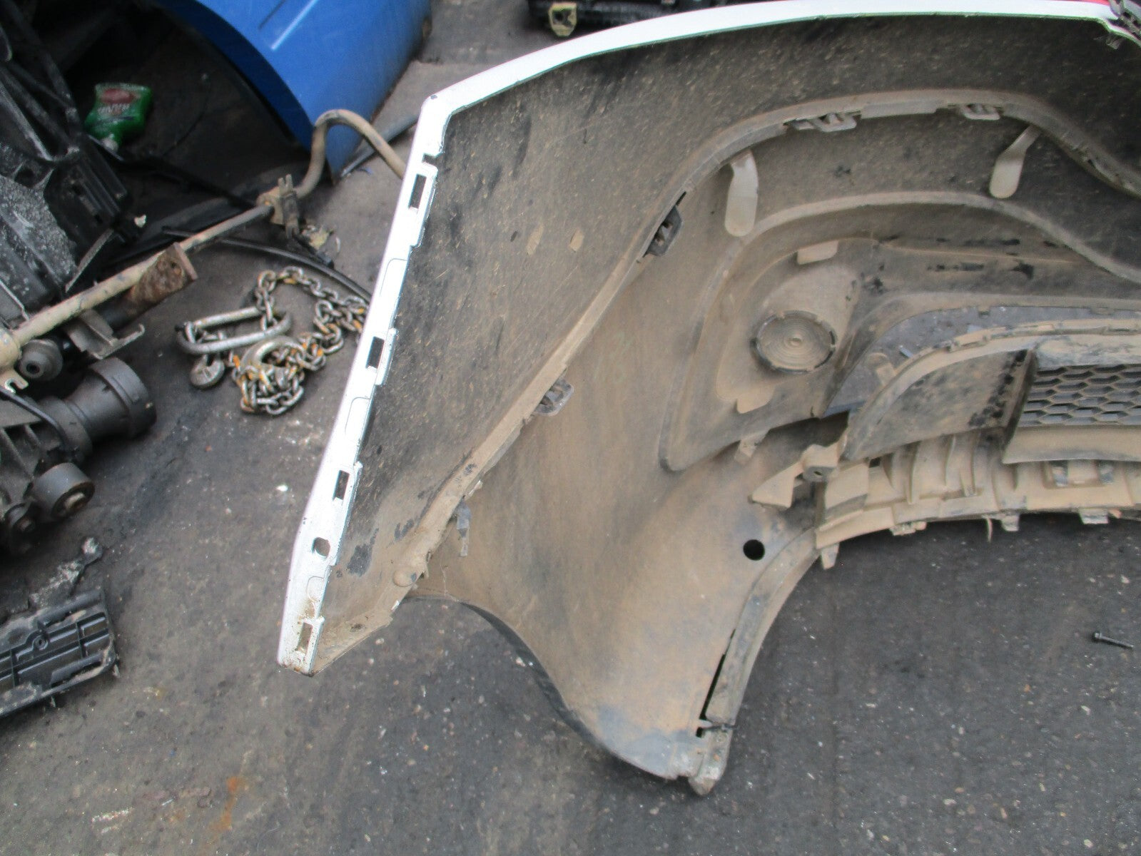 2015 RENAULT TRAFIC X82 MK2 FRONT COMPLETE BUMPER WITH GRILLS SILVER