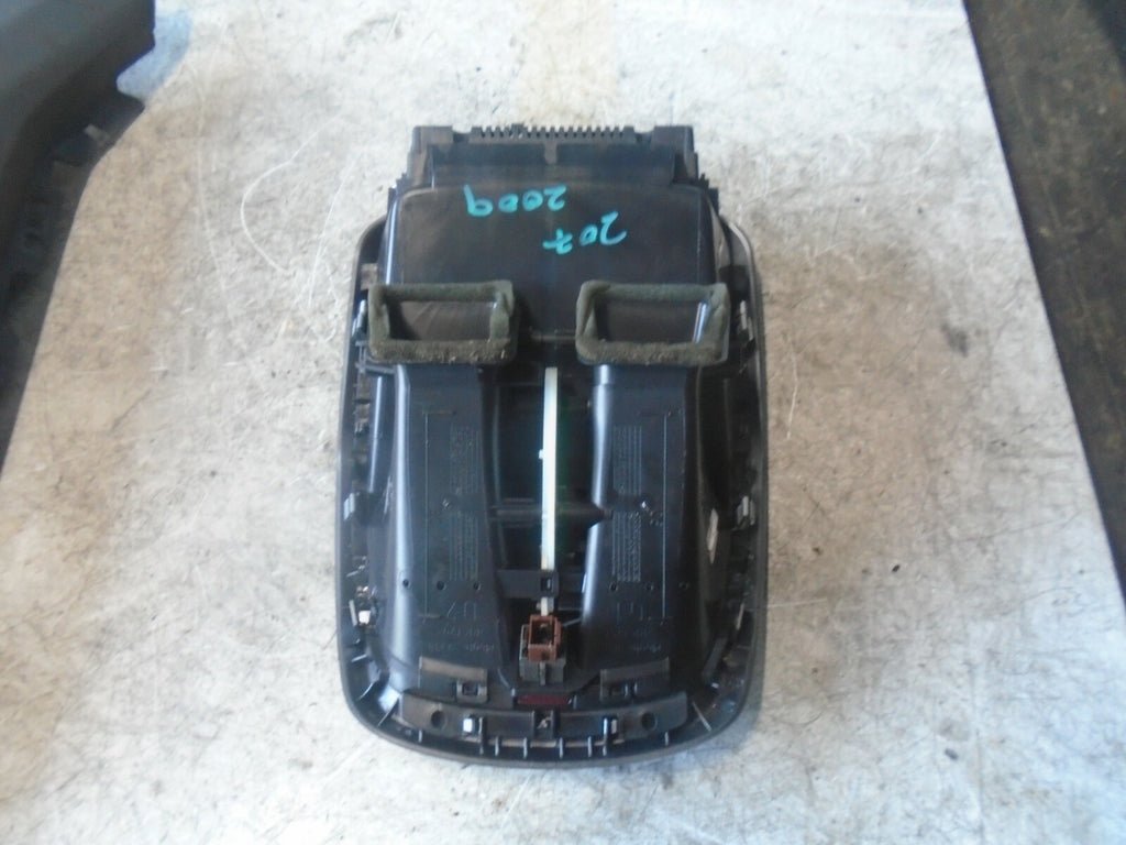 PEUGEOT 207 2009 FRONT CENTRE DASHBOARD WITH AIR VENTS 96724726ZD