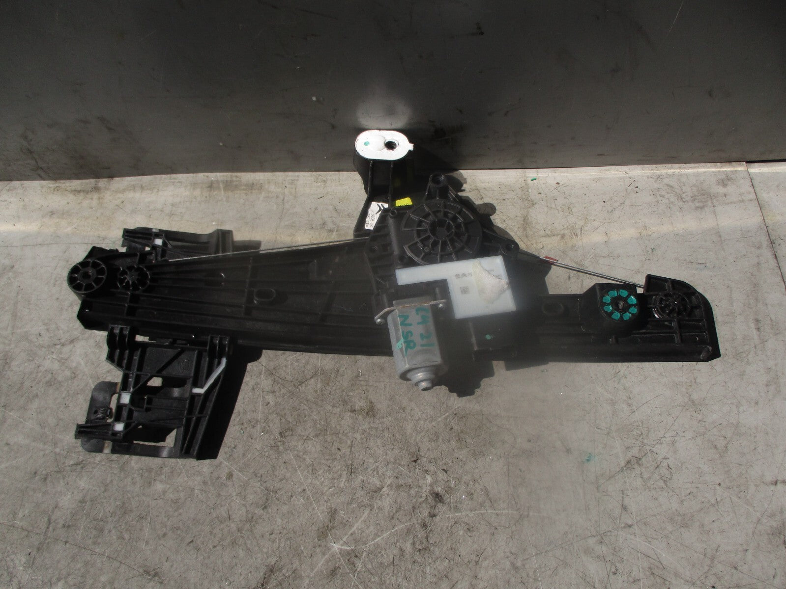 2021 CITROEN C4 MK3 NSR PASSENGER SIDE REAR WINDOW MOTOR & REGULATOR 9832713980