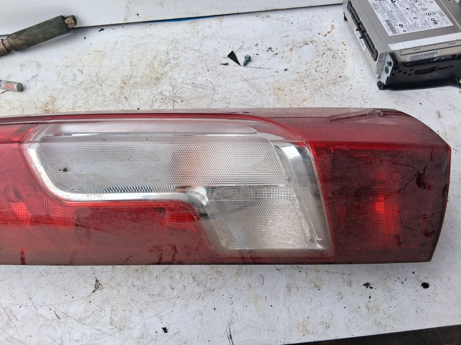 2016 PEUGEOT BOXER MK3 OSR DRIVER SIDE REAR RIGHT TAIL LIGHT 20610751