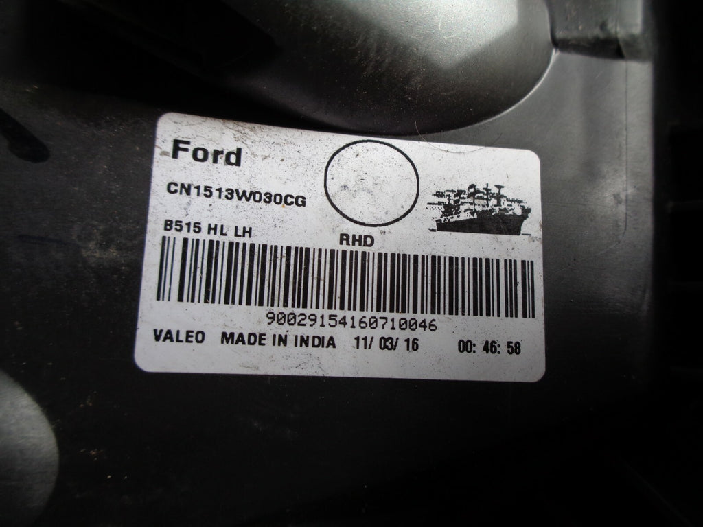 FORD ECOSPORT 2017 1.5 DIESEL PASSENGER NEAR SIDE HEADLIGHT CN1513W030CG DAMAGED