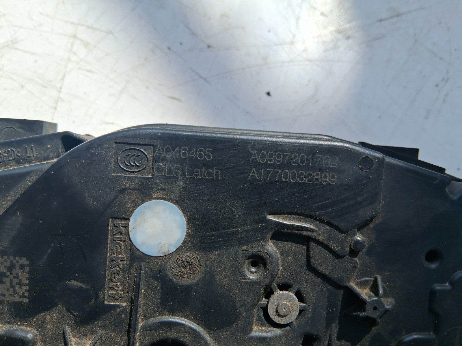 2021 MERCEDES A CLASS OS OFF DRIVER RIGHT SIDE DOOR LOCK LATCH A0997201702