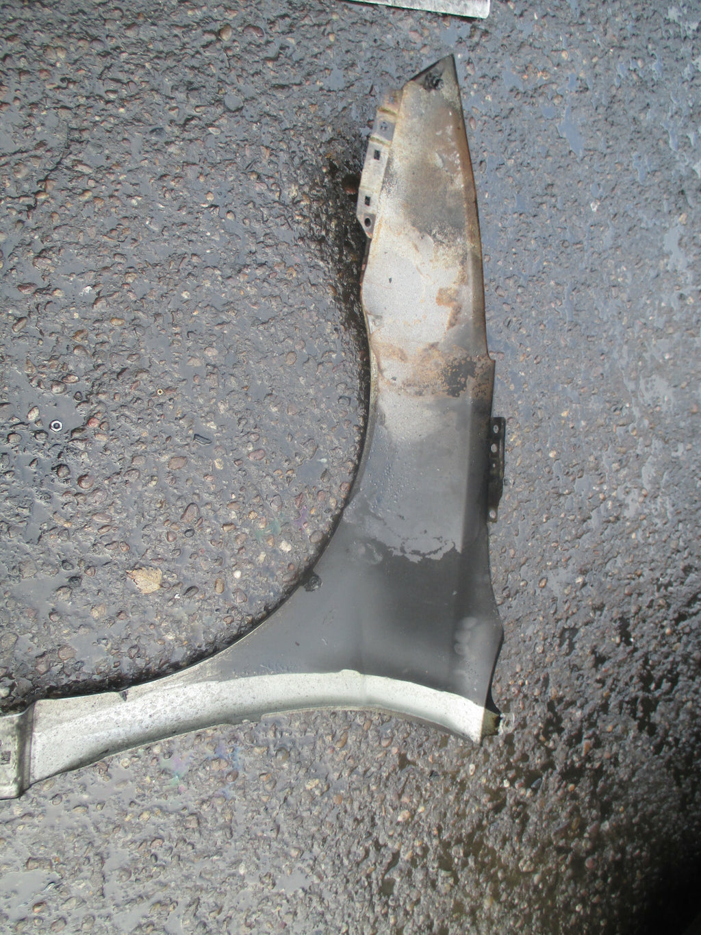 HYUNDAI i40 2012 OSF DRIVER SIDE FRONT WING PANEL DAMAGED