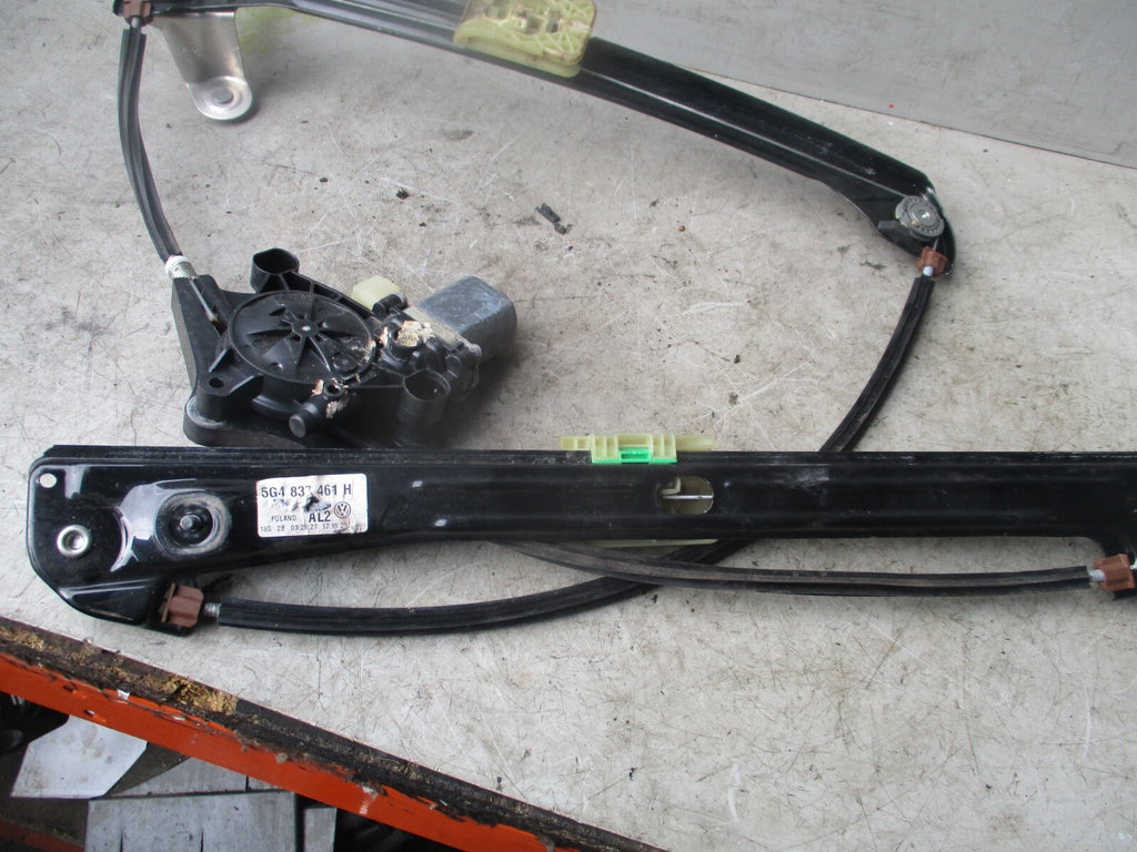 2017 VW GOLF  WINDOW MOTOR & REGULATOR 5G4837461H
