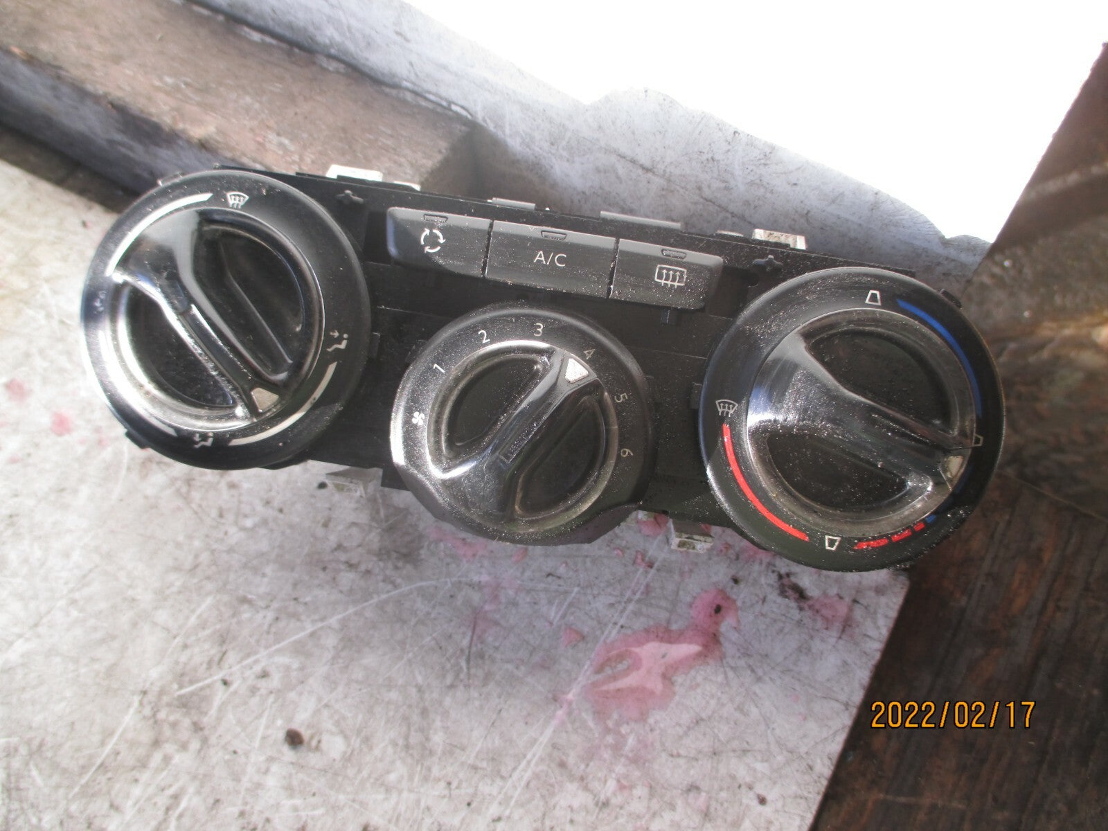 PEUGEOT 208 2018 HEATER AC CLIMATE CONTROL SWITCH PANEL 96722483ZD