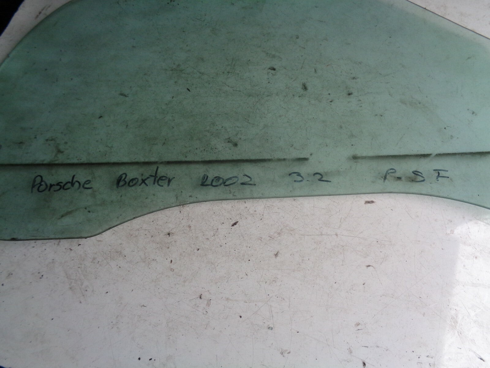 PORSCHE BOXSTER 2002 3.2 NSF PASSENGER SIDE FRONT DOOR WINDOW GLASS