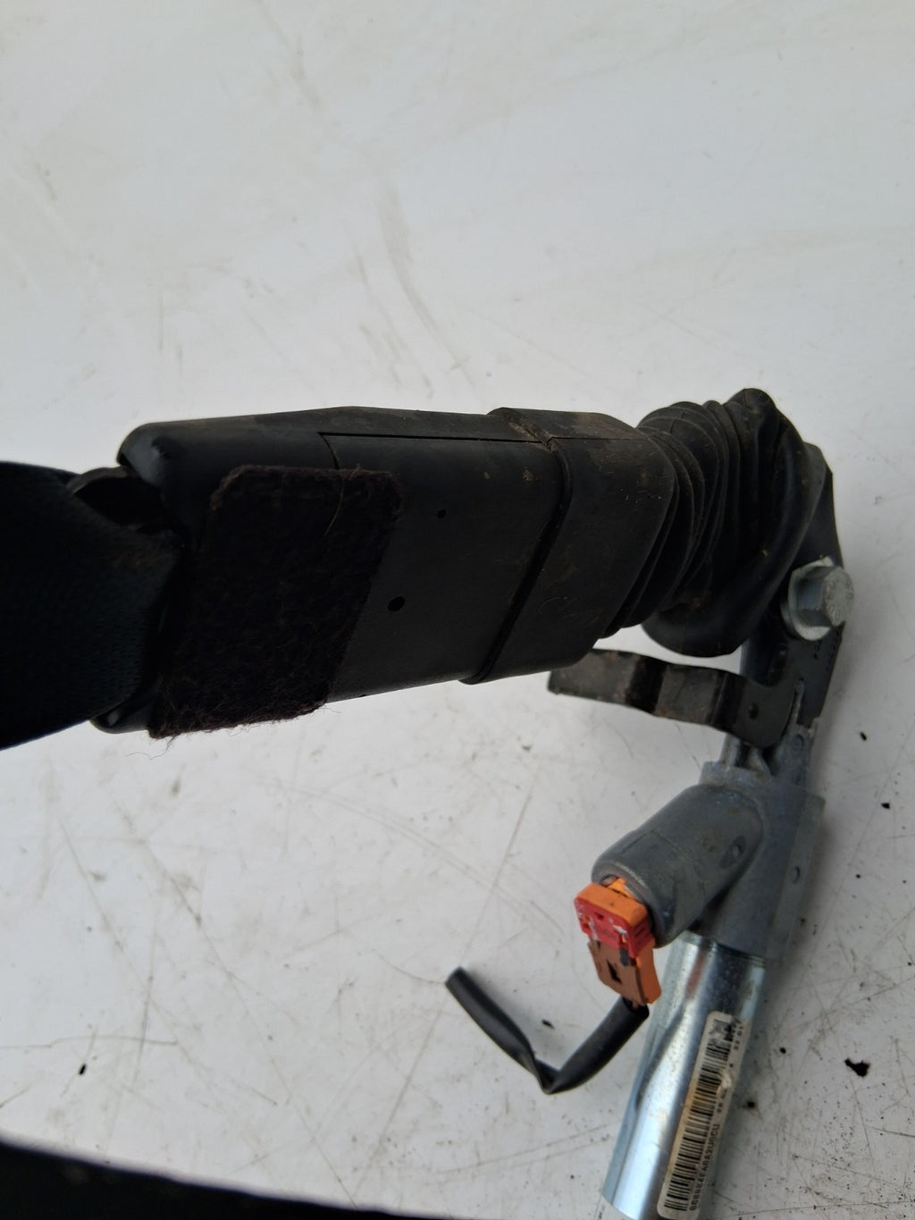 NISSAN QASHQAI MK2 2014 OSF OFF DRIVER RIGHT FULL FRONT SEAT BELT 0589P1000220