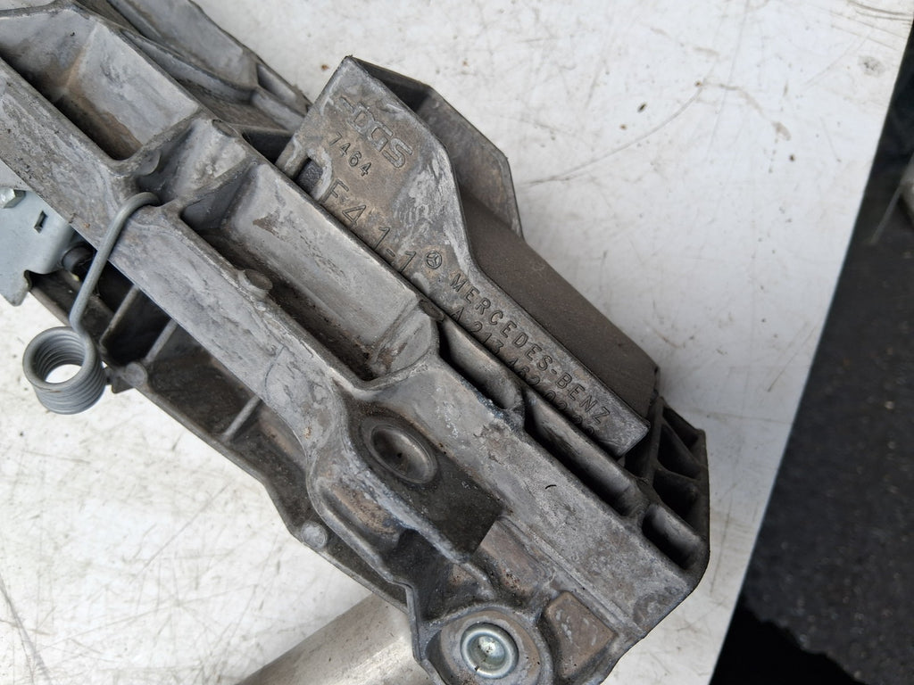 2016 MERCEDES BENZ CLA C117 STEERING COLUMN A2464602616