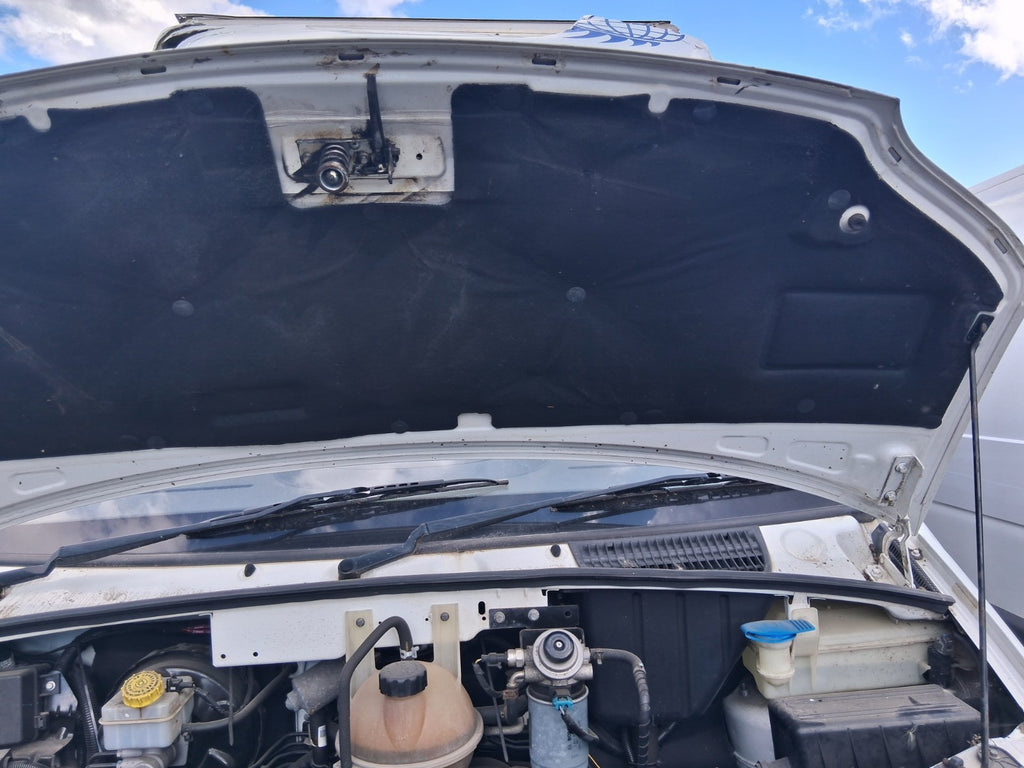 2020 SAIC LDV V80 FRONT BONNET HOOD PANEL WHITE
