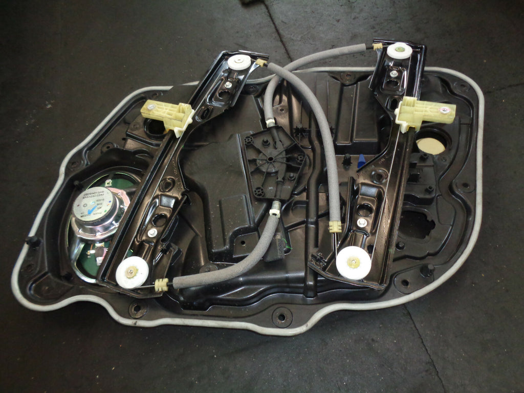 JEEP COMPASS 2020 NSF PASSENGER SIDE FRONT LIFTING MECHANISM SPEAKER 68242679AA