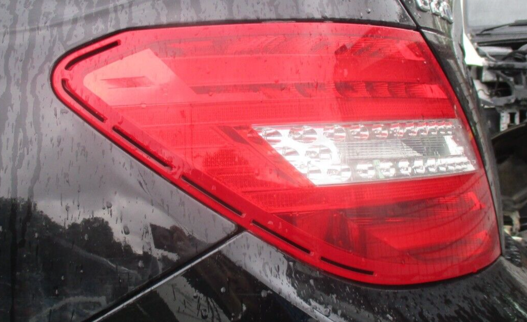 MERCEDES BENZ C CLASS COUPE W204 2012 REAR NSF PASSENGER SIDE BOOT TAILLIGHT
