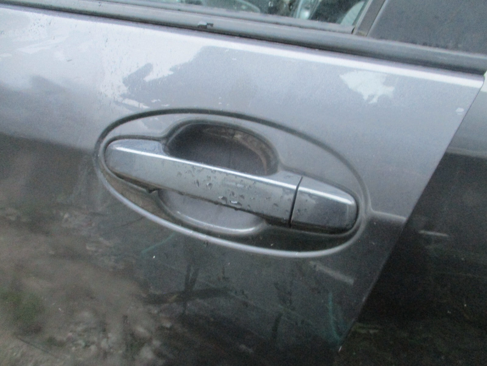 TOYOTA YARIS MK3 2018 NSF PASSENGER SIDE FRONT DOOR HANDLE MAGNETIC GREY MET 1G3