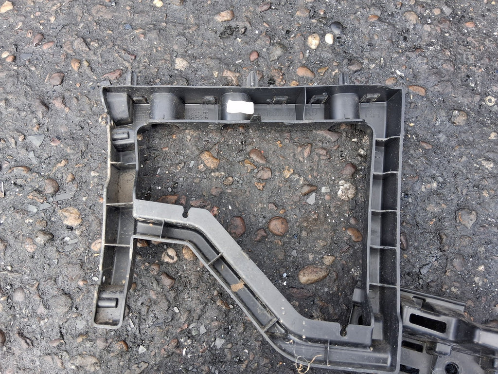 2023 CITROEN BERLINGO MK3 OSR DRIVER SIDE REAR BUMPER BRACKET 9816808880