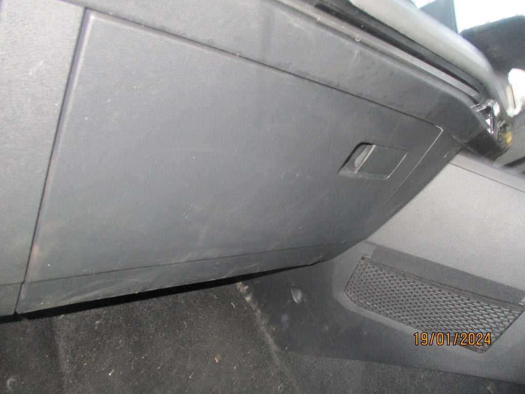 2023 VW VOLKSWAGEN GOLF MK8 NSF PASSENGER SIDE STORAGE GLOVEBOX