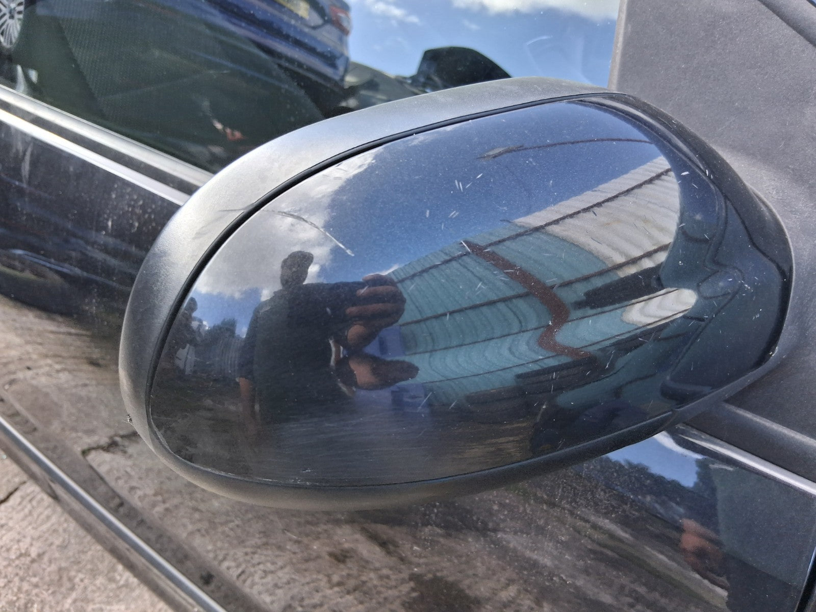 2011 VW VOLKSWAGEN FOX 3 DOOR OS DRIVER SIDE FRONT RIGHT WING MIRROR BLACK