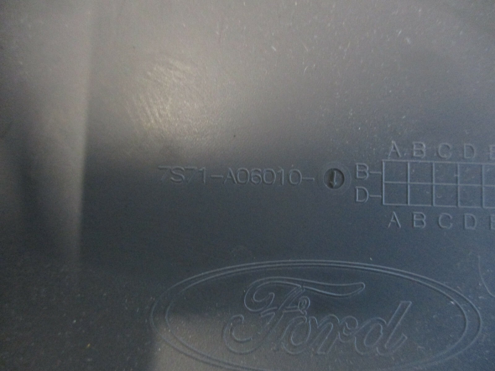 FORD MONDEO MK4 2009 GLOVE BOX STORAGE COMPARTMENT 7S71A06010