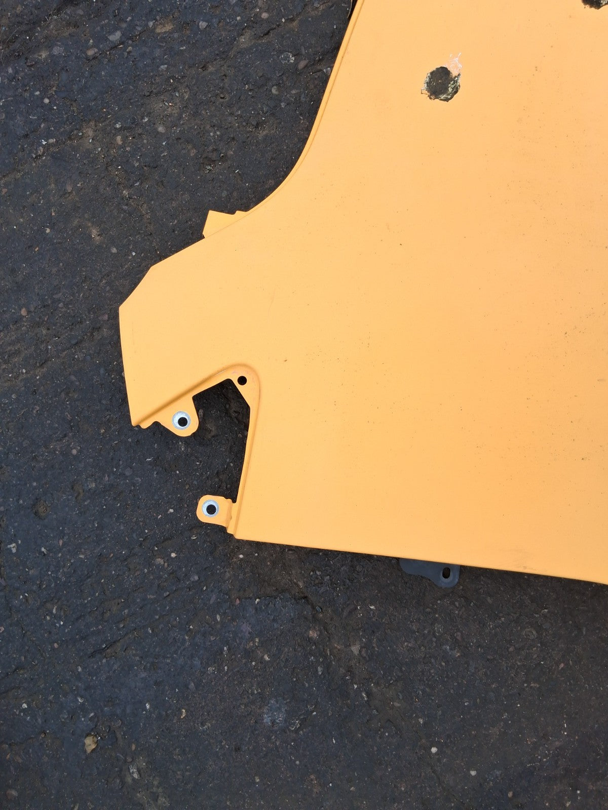 2019 MERCEDES SPRINTER W907 OSF DRIVER SIDE FRONT RIGHT WING PANEL ORANGE