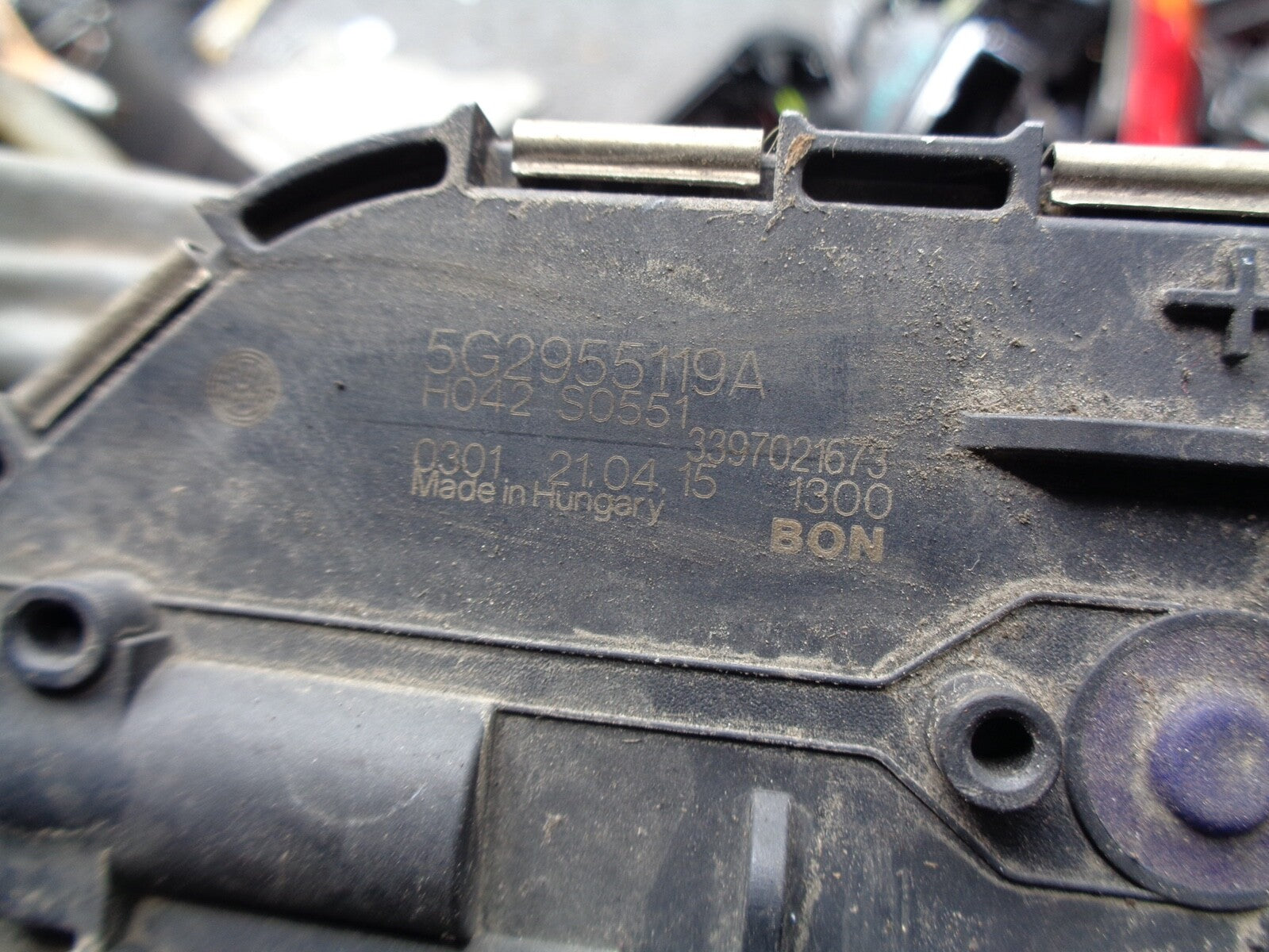 VW VOLKSWAGEN GOLF MK7 2015 FRONT WINDSCREEN WIPER MOTOR AND LINKAGE 3397021673