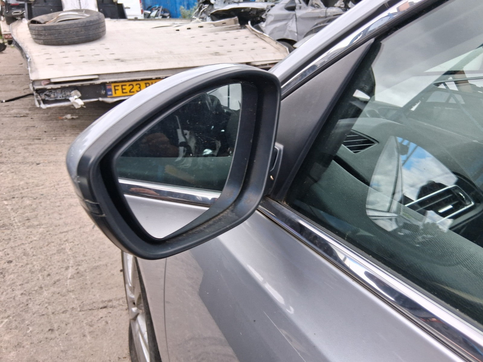 2014 PEUGEOT 308 MK2 NSF PASSENGER SIDE FRONT MANUALFOLD WING MIRROR SILVER EZR