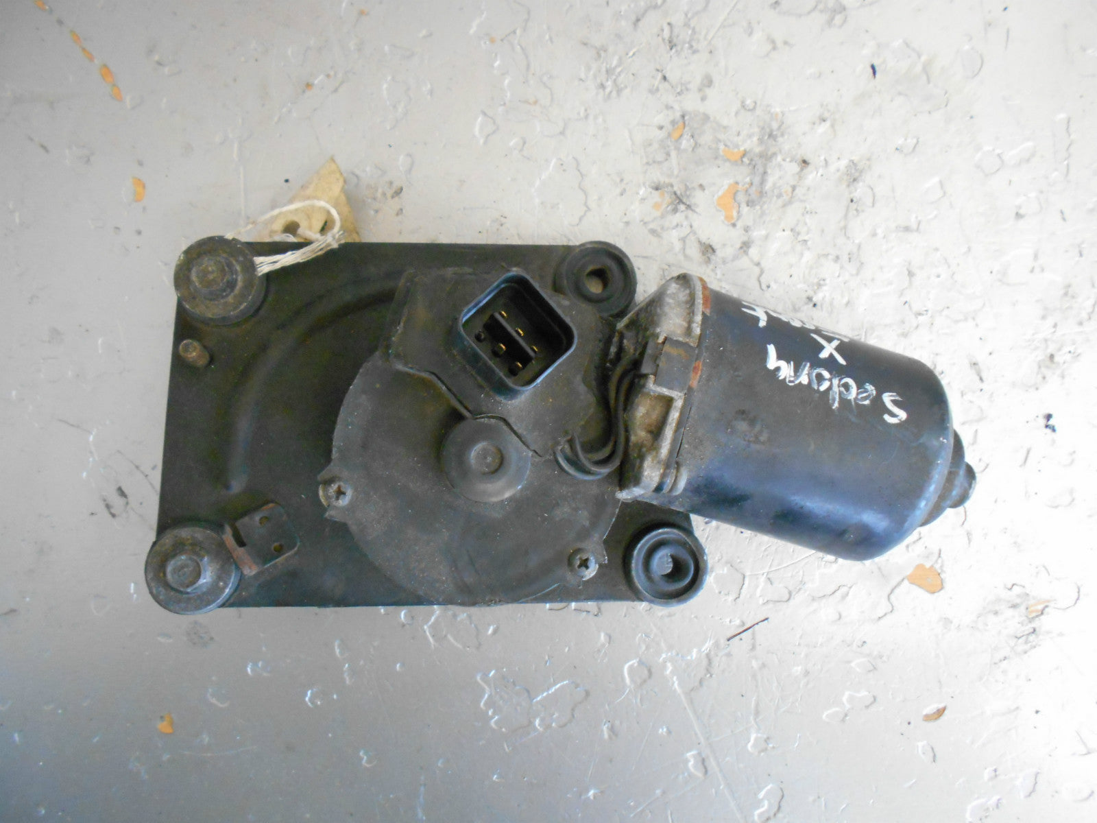 KIA SEDONA 2000 WINDSCREEN WIPER MOTOR 035417410 03541 7410