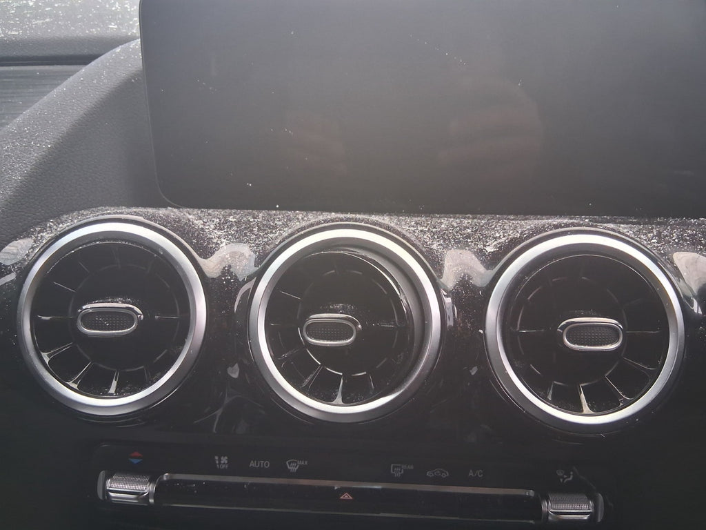 2025 MERCEDES BENZ GLA 180 H247 FRONT DASHBOARD CENTER THREE 3 AIR VENTS TRIM
