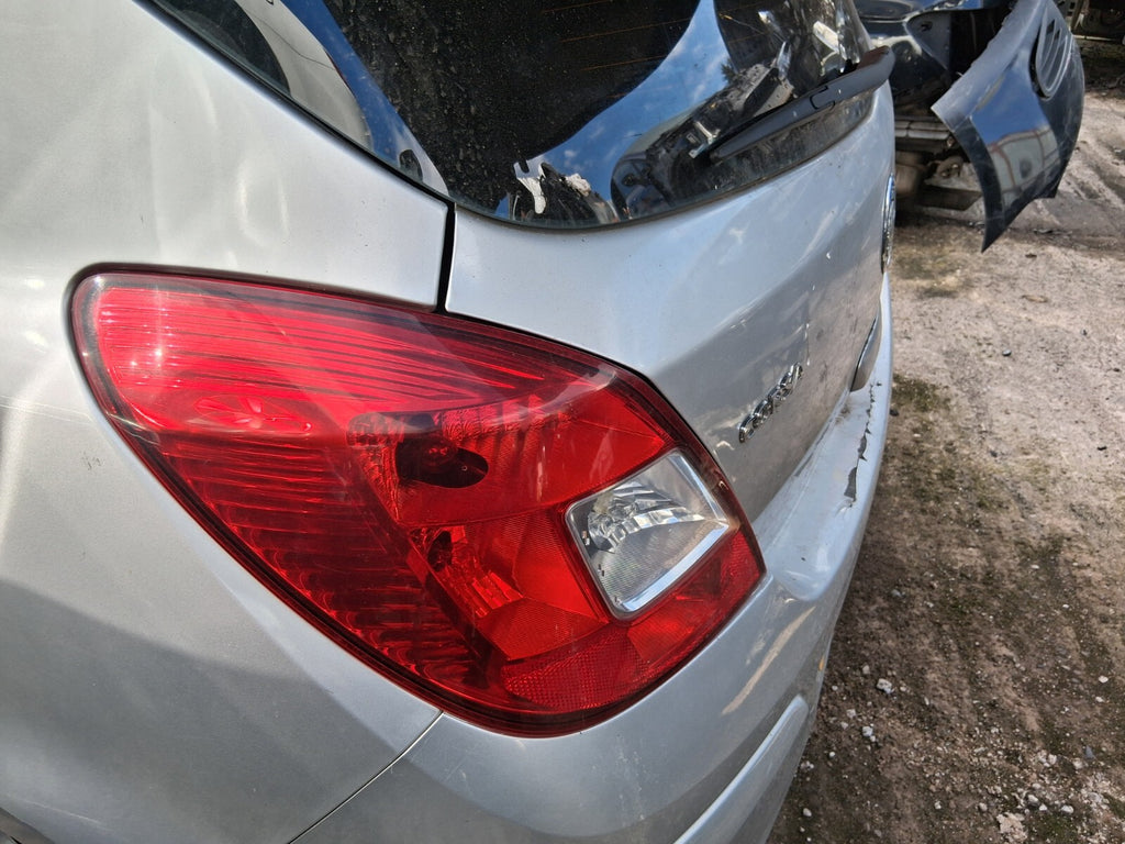 2009 VAUXHALL CORSA D NSR PASSENGER SIDE REAR LEFT TAIL LIGHT