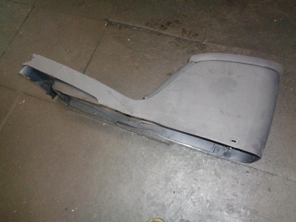 RENAULT MEGANE MK2 2008 HATCH CENTER CONSOLE WITH ARMREST 8200079091