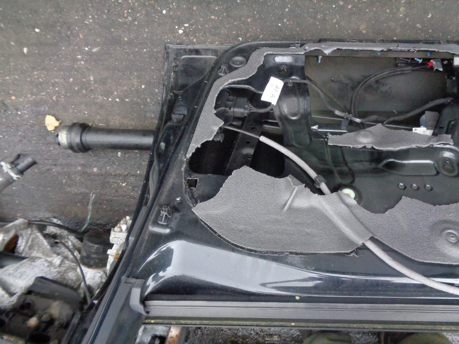 FORD GALAXY 2010 OSF DRIVER SIDE FRONT DOOR BLACK WINDOW REGULATOR LOCK MECH