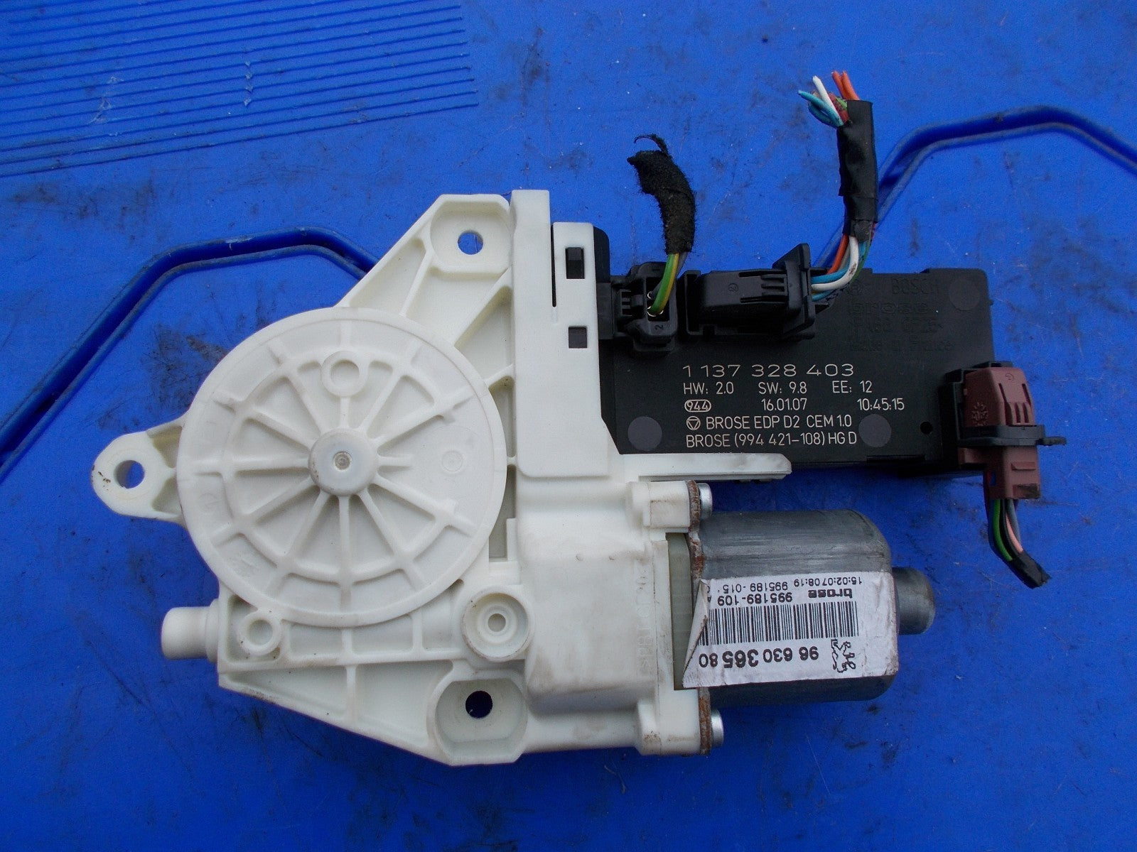 2007 PEUGEOT 407 SW ESTATE OSF DRIVERS SIDE FRONT WINDOW MOTOR 9663036580