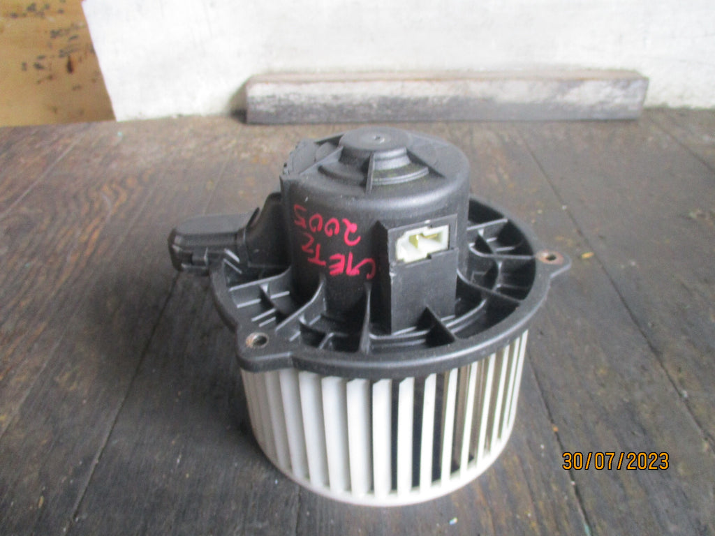 HYUNDAI GETZ 2005 HEATER BLOWER MOTOR FAN 971121C900
