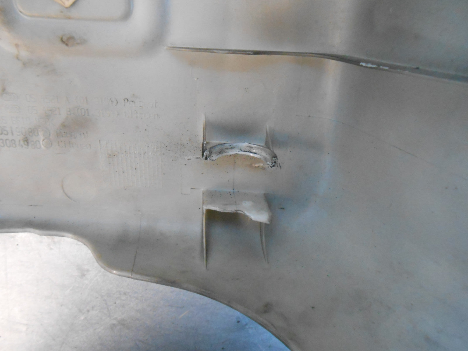 CITROEN C5 DC DE (MK1) 2.2 HDI DW12ATED4 (4HX) ENGINE COVER PANELS 9643084980