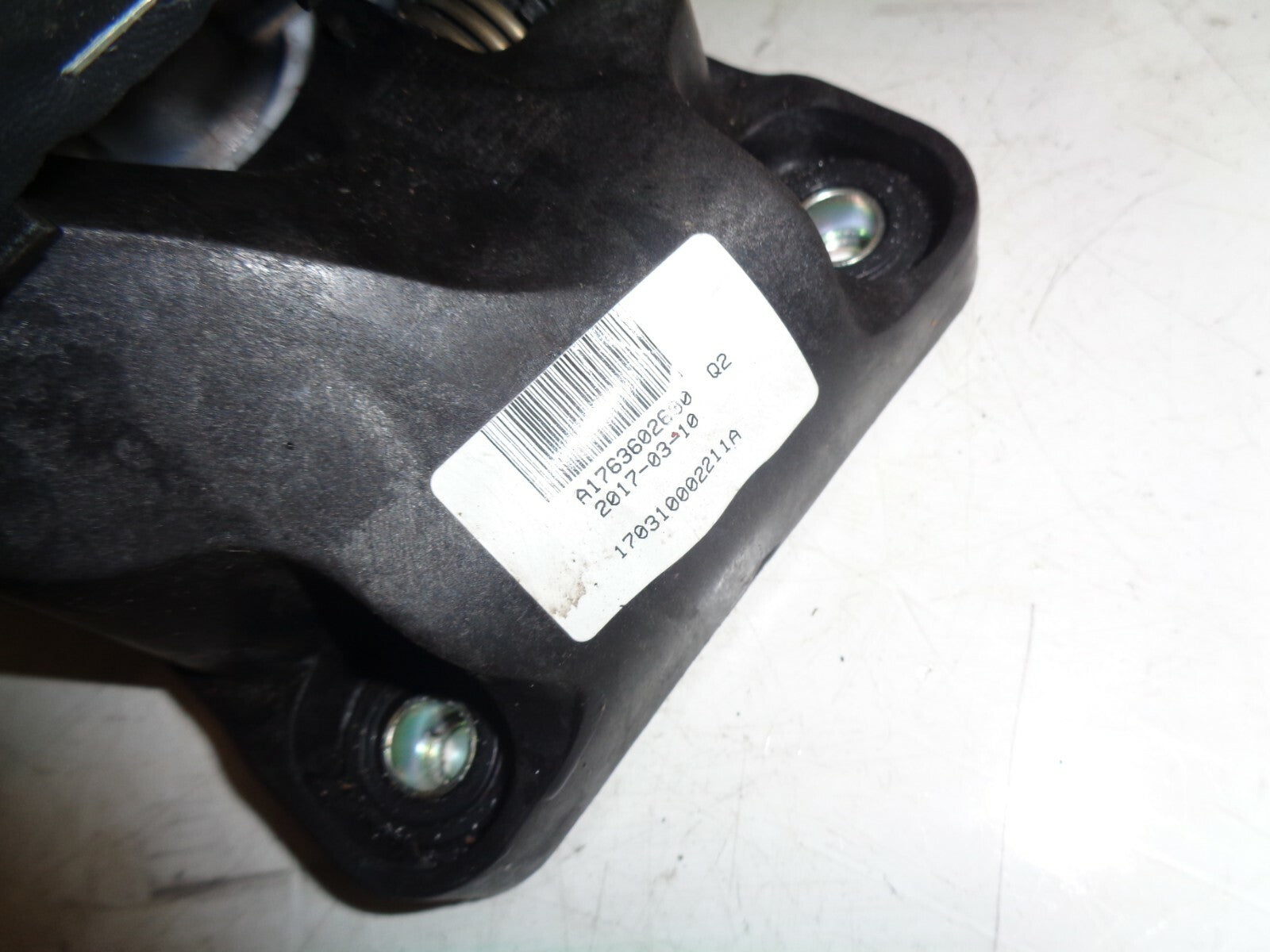MERCEDES BENZ 2017 A CLASS W176 6 SPEED MANUAL GEAR SELECTOR SHIFTER A1763602600