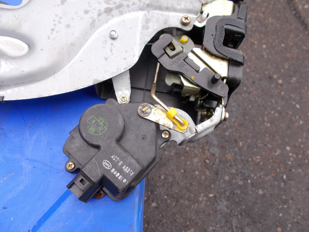 2005 HYUNDAI TRAJET GSI CRTD OSR DRIVERS SIDE REAR WINDOW REGULATOR 834803A000