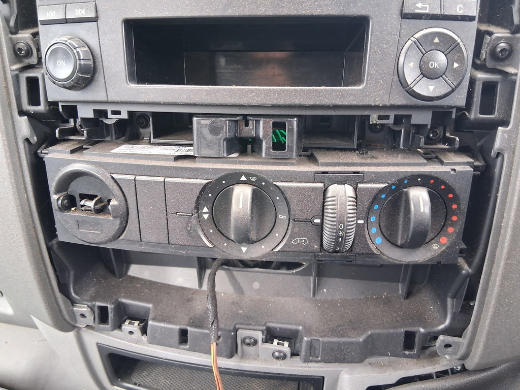 2016 MERCEDES SPRINTER MK2 W906 AC HEATER CLIMATE CONTROL PANEL TRIM